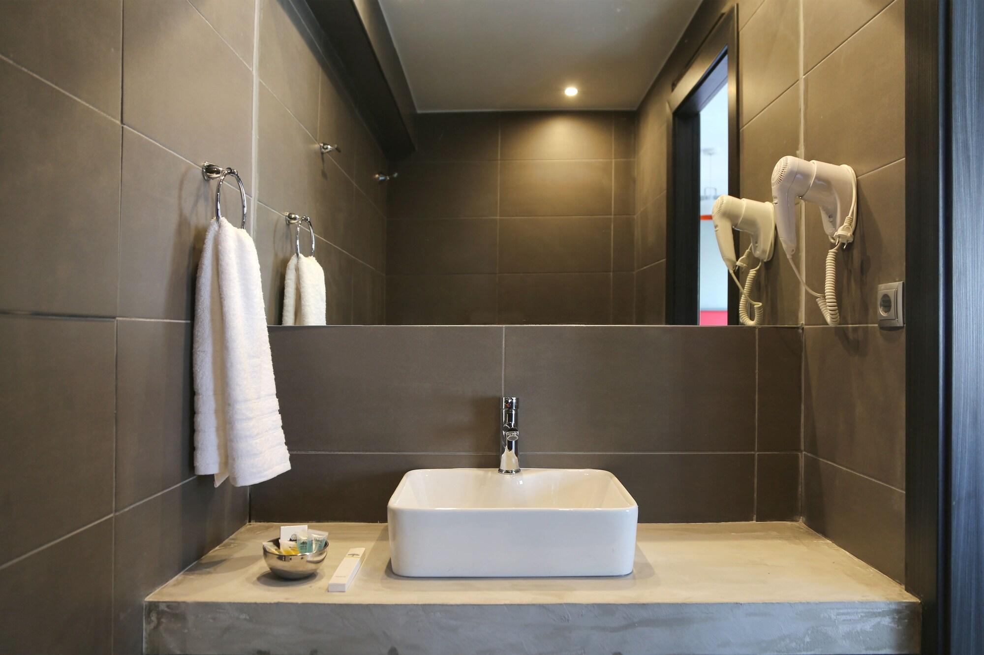 Design Architectonika Aparthotel สเกียธอสทาวน์ ภายนอก รูปภาพ